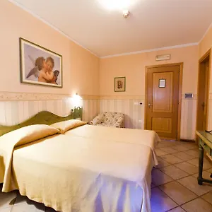 https://hotel-stelle-deuropa.it-romehotels.com